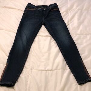 White House Black Market skinny jeans with zipper